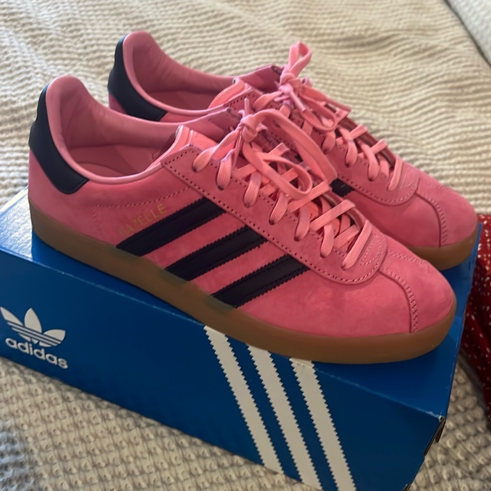 Adidas Gazelle pink and blue